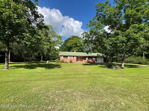 1807 Highway 15, Richton, MS 39476