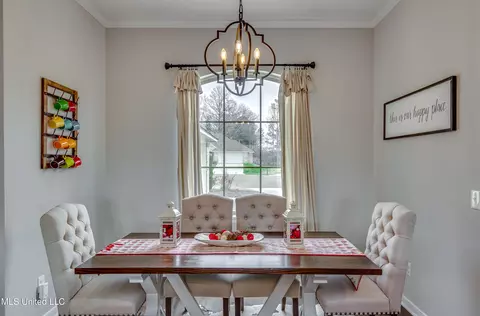 Dining - 994 Filmore Dr, Brandon, MS 39042 photo 3 of 3
