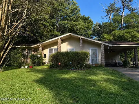 139 Nolan Cir, Pearl, MS 39208