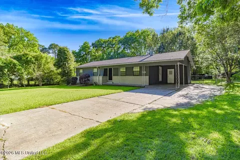 529 Wolcott Cir, Ridgeland, MS 39157