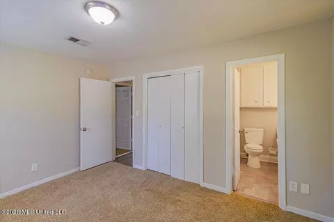 Bedroom - 1404 Plantation Blvd, Jackson, MS 39211 photo 6 of 6
