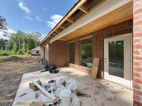 Exterior - 218 New Haven Ln, Brandon, MS 39042 photo 5 of 5