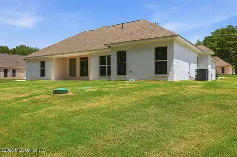 Exterior - 218 New Haven Ln, Brandon, MS 39042 photo 6 of 6
