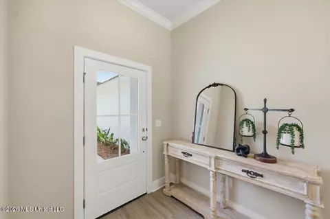 Entry Way - 218 New Haven Ln, Brandon, MS 39042 photo 1 of 2