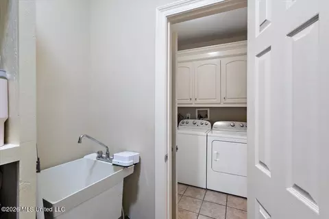 Other - 302 Camber Ct, Brandon, MS 39047 photo 5 of 8