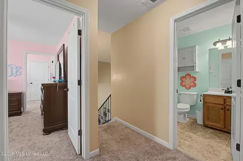 Entry Way - 4929 Bakersfield Dr, Nesbit, MS 38651 photo 5 of 5