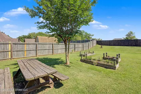 Exterior - 4929 Bakersfield Dr, Nesbit, MS 38651 photo 8 of 10