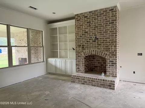 804 Albany St, Brandon, MS 39042