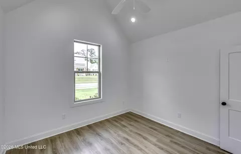 Bedroom - 804 Albany St, Brandon, MS 39042 photo 3 of 16