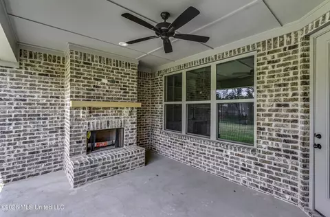 Exterior - 804 Albany St, Brandon, MS 39042 photo 12 of 12