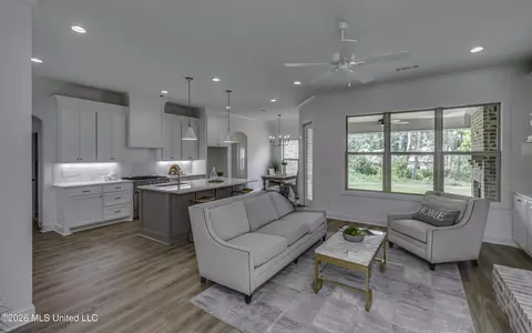 Other - 804 Albany St, Brandon, MS 39042 photo 4 of 10