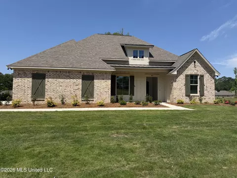 804 Albany St, Brandon, MS 39042