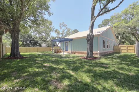 Exterior - 166 Daisy St, Biloxi, MS 39531 photo 1 of 3