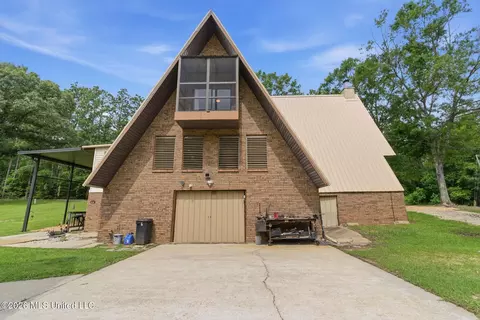 Exterior - 38 Downs St, Lumberton, MS 39455 photo 2 of 9