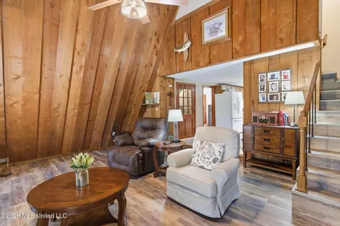 Living - 38 Downs St, Lumberton, MS 39455 photo 2 of 2