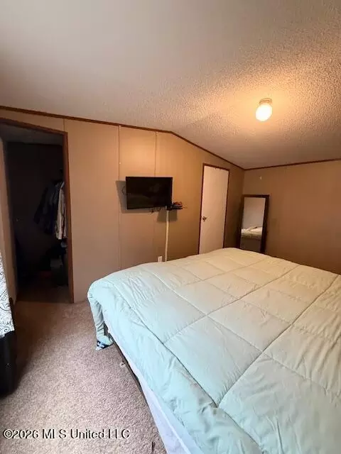 Bedroom - 8320 Darlene Dr, Moss Point, MS 39562 photo 2 of 5