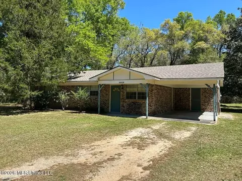 16928 Shenandoah Rd, Moss Point, MS 39562
