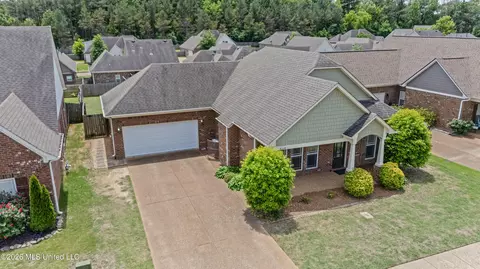 View/Area - 2349 Saint Ives Ln, Hernando, MS 38632 photo 1 of 4