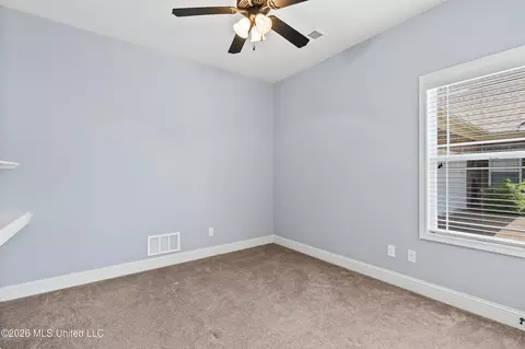 Bedroom - 2349 Saint Ives Ln, Hernando, MS 38632 photo 5 of 6
