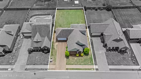 View/Area - 2349 Saint Ives Ln, Hernando, MS 38632 photo 3 of 4