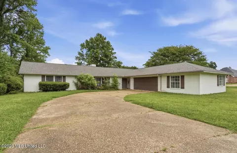 500 Alverton Ct, Brandon, MS 39047