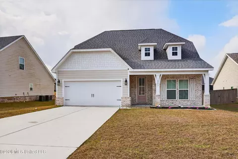 10677 Wren Grv, Gulfport, MS 39503