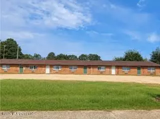 1136 Berry St, Prentiss, MS 39474