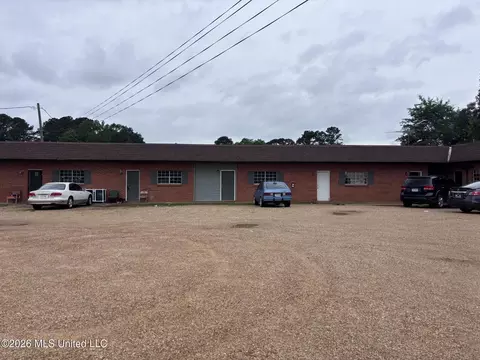 1136 Berry St, Prentiss, MS 39474