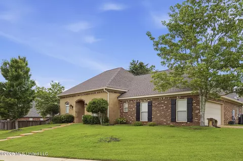 203 Hallow Hl, Brandon, MS 39042 photo 2