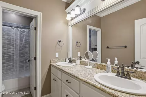 203 Hallow Hl, Brandon, MS 39042 photo 10