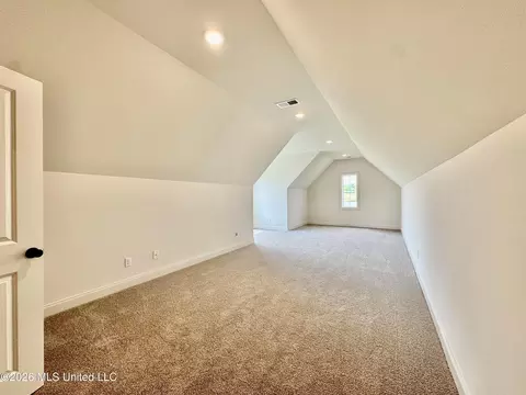 Bedroom - 302 Oakworth Dr, Hernando, MS 38632 photo 5 of 6