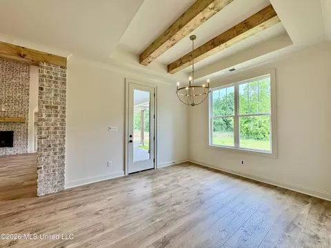 Dining - 302 Oakworth Dr, Hernando, MS 38632 photo 5 of 5