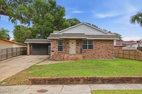 474 Forrest Ave, Biloxi, MS 39530