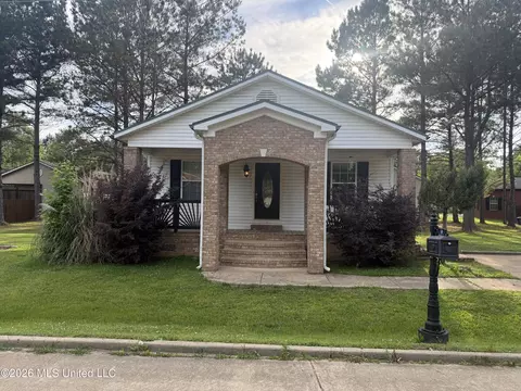 50 Asbury Dr, Starkville, MS 39759