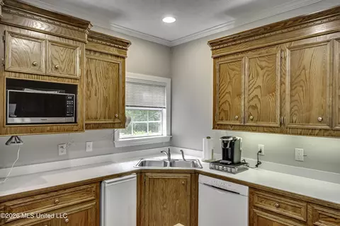 Kitchen - 1380 Kimbell Rd, Terry, MS 39170 photo 3 of 6