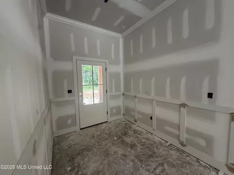 Entry Way - 253 Smith Dr, Mendenhall, MS 39114 photo 1 of 3