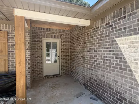 253 Smith Dr, Mendenhall, MS 39114