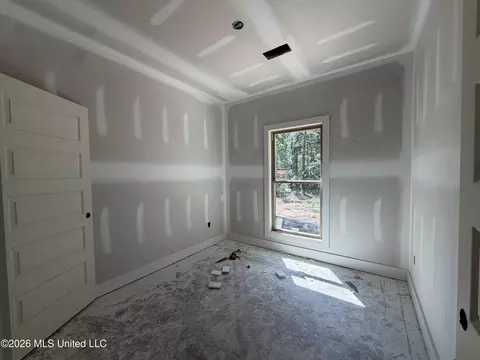 Bedroom - 253 Smith Dr, Mendenhall, MS 39114 photo 5 of 6