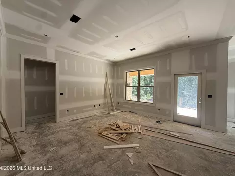 Living - 253 Smith Dr, Mendenhall, MS 39114 photo 1 of 1