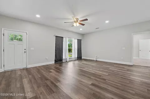 Living - 116 Jw Holland Rd, Lucedale, MS 39452 photo 4 of 4