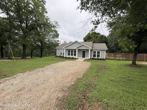 116 Jw Holland Rd, Lucedale, MS 39452