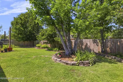 Exterior - 451 Abbey Woods, Brandon, MS 39047 photo 5 of 8
