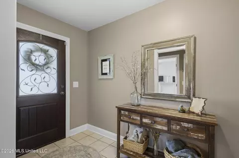 Entry Way - 451 Abbey Woods, Brandon, MS 39047 photo 1 of 2