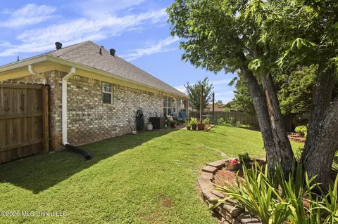 Exterior - 451 Abbey Woods, Brandon, MS 39047 photo 6 of 8