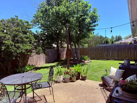 Exterior - 451 Abbey Woods, Brandon, MS 39047 photo 9 of 11