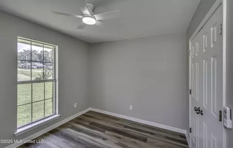 Bedroom - 663 Falcon Ln, Florence, MS 39073 photo 5 of 8
