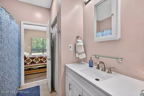 Bath - 17000 E Spring Lake Dr, Vancleave, MS 39565 photo 3 of 4