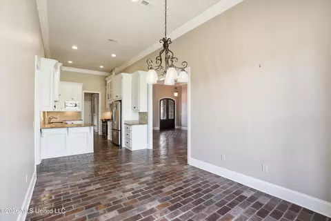 Entry Way - 317 Gladeview Pl, Brandon, MS 39047 photo 2 of 3