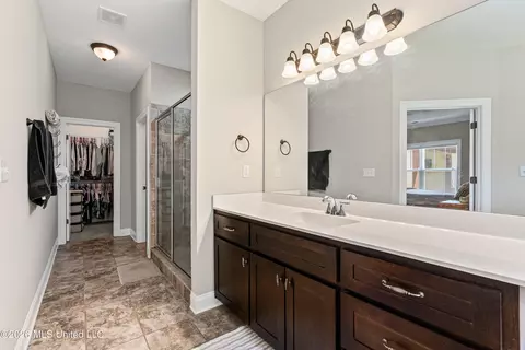 Entry Way - 2353 Ouse Valley Ln, Hernando, MS 38632 photo 2 of 2