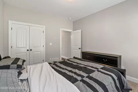 Bedroom - 2353 Ouse Valley Ln, Hernando, MS 38632 photo 4 of 6